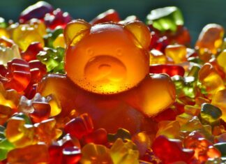 VÝHERCI: zásoba bonbonů Haribo pro celou třídu