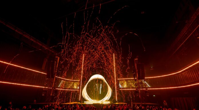 IQOS x SELETTI: Rok kreativity završila společná limitovaná edice a její představení na akci Sensorium Worlds v Miláně