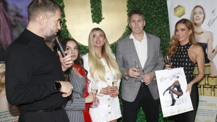 Jaromír Jágr, Andrea Vereová, Lela Vémola, Sofie Kováøová