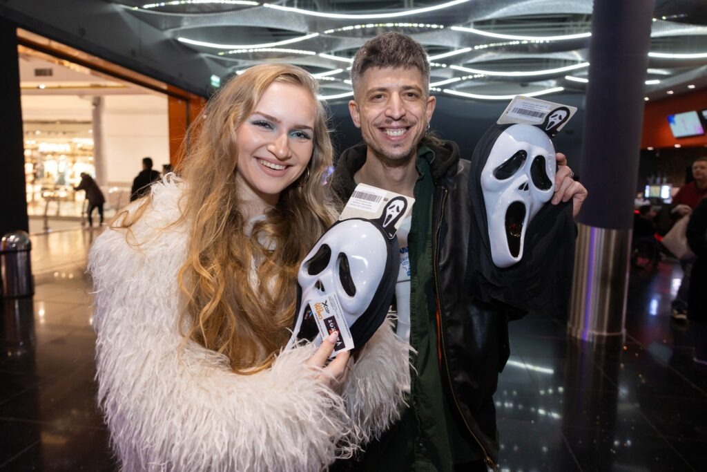 Ghostface řádil v pražském kině