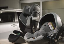 Na cestách s dítětem bezpečně: jak vybrat správnou autosedačku a kam ji připevnit?