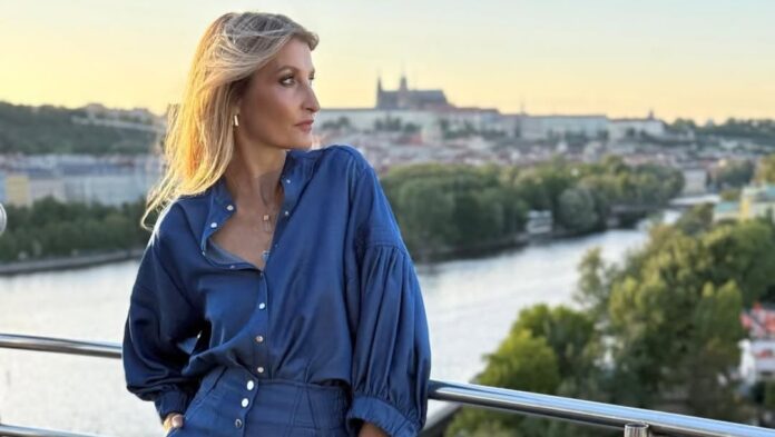 Klára Nademlýnská je dvorní návrhářkou Terezy Maxové.