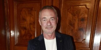 Herec Jiří Dvořák na Českém lvu: smoking od krejčího a radost ze setkání Herec Jiří Dvořák