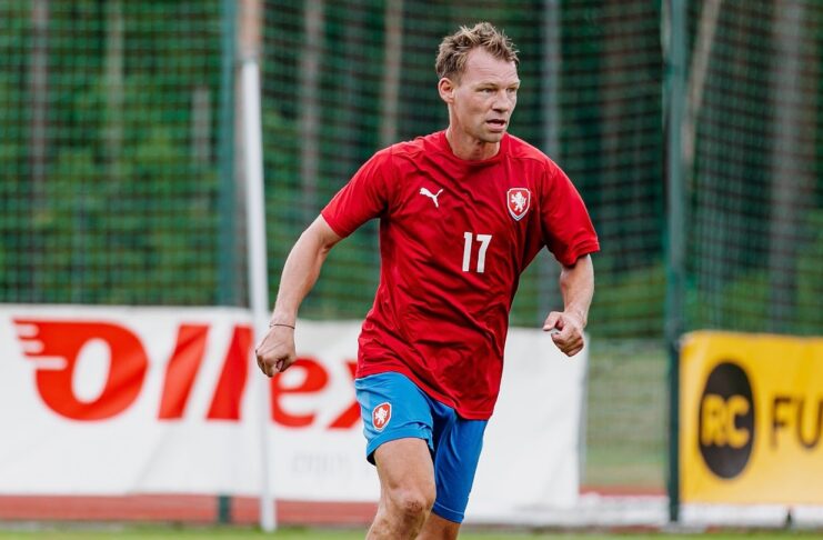 Alkohol ho málem zničil, teď pomáhá jiným. Fotbalista Rajnoch promluvil o závislosti Fotbalista Jan Rajnoch skoncoval s alkoholem.