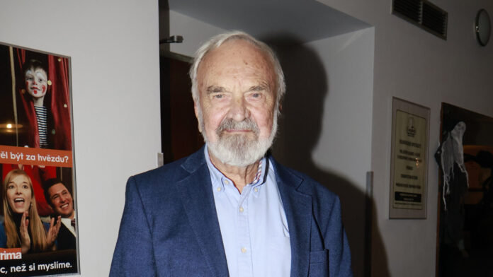 Zdeněk Svěrák Zdeněk Svěrák slaví 90 let.