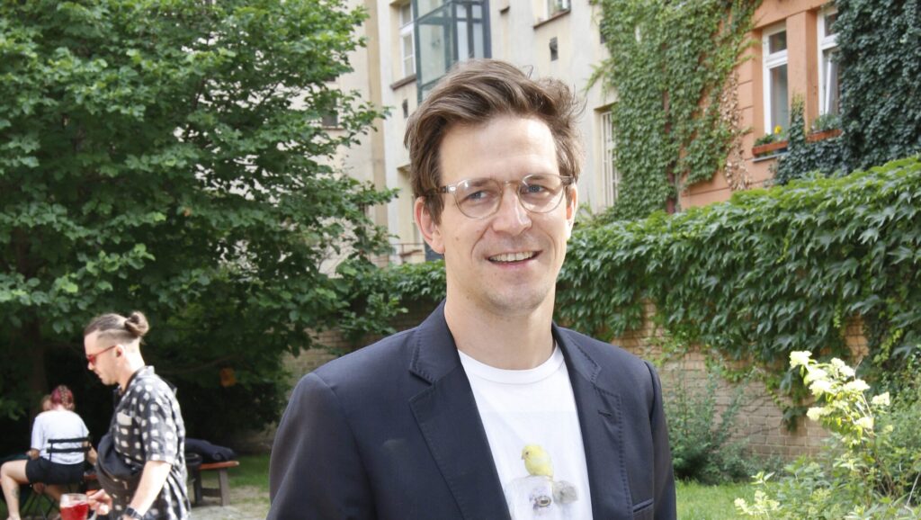 Otcovství a kariéra: Igor Orozovič o každodenních výzvách a štěstí doma i na pódiu