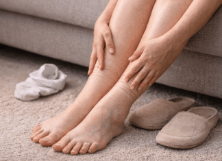 Podle oteklých nohou poznáte špatnou lymfu.