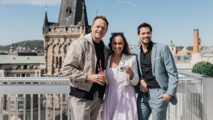 Manželé nechyběli na otevření baru Sky Lounge 360 na střeše Divadla Hybernia.