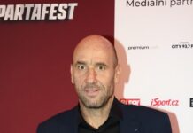 Exfotbalista Jan Koller žije pro svou rodinu.