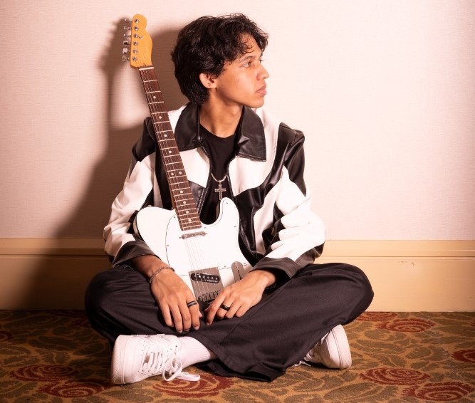 Justin Lee-Schultz