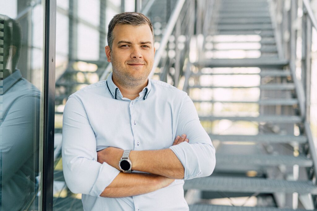 Umělá inteligence hlídá věk zákazníků. Traficon chce zabránit prodeji nikotinových výrobků dětem